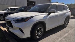 2021 Toyota Highlander Hybrid XLE