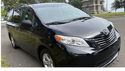 2016 Toyota Sienna LE