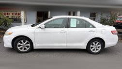 2011 Toyota Camry LE V6