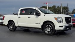 2021 Nissan Titan SV