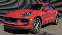 2023 Porsche Macan T