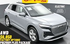 2023 Audi Q4 e-tron quattro Premium Plus 50