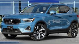 2023 Volvo XC40 B5 Ultimate Bright Theme