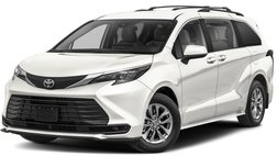 2025 Toyota Sienna LE 8-Passenger