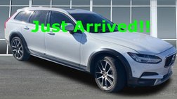 2020 Volvo V90 Cross Country T6