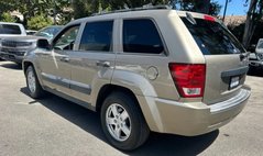 2005 Jeep Grand Cherokee Laredo