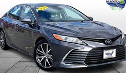 2022 Toyota Camry XLE