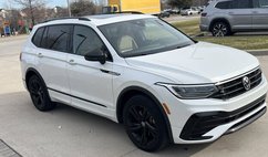2023 Volkswagen Tiguan SE R-Line Black