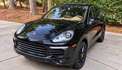 2016 Porsche Cayenne Base