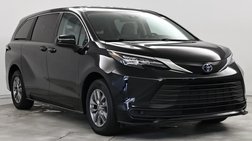 2024 Toyota Sienna LE 8-Passenger
