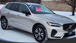 2025 Volvo XC60 B5 Core Dark Theme