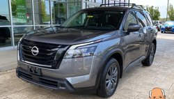 2023 Nissan Pathfinder SV