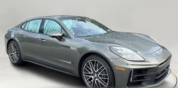 2025 Porsche Panamera 4