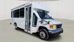 2006 Ford E-350 Base