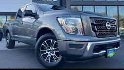 2022 Nissan Titan SV