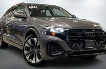2025 Audi Q8 quattro Premium 55 TFSI