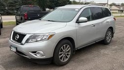 2015 Nissan Pathfinder S