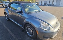 2013 Volkswagen Beetle 2.5L 70s Edition