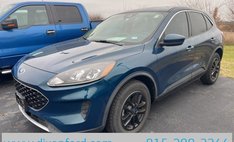 2020 Ford Escape SE