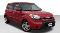 2010 Kia Soul +