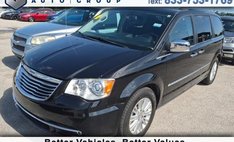 2015 Chrysler Town and Country Limited Platinum