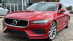 2021 Volvo S60 T5 Momentum