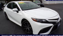 2024 Toyota Camry SE