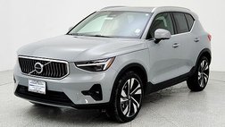 2024 Volvo XC40 B5 Plus Bright Theme