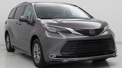 2023 Toyota Sienna XLE