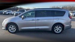 2017 Chrysler Pacifica Touring L FWD