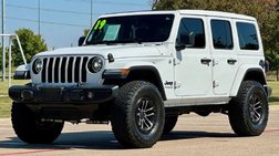 2019 Jeep Wrangler Unlimited Sahara Altitude