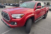 2022 Toyota Tacoma SR5 RWD