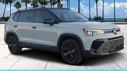 2025 Volkswagen Taos SE Black