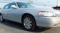 2005 Lincoln Town Car Signature Limited