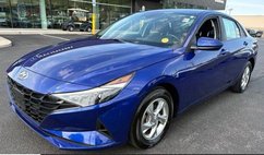2023 Hyundai Elantra SE