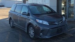 2019 Toyota Sienna XLE