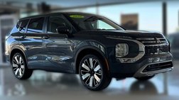 2026 Mitsubishi Outlander LE