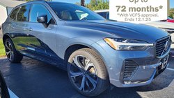 2023 Volvo XC60 B5 Ultimate Dark Theme