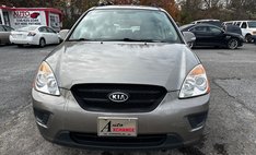 2010 Kia Rondo LX