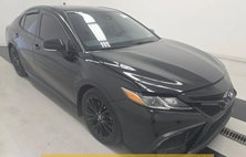 2022 Toyota Camry Hybrid SE