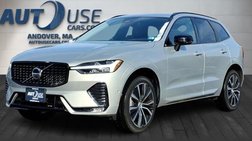 2023 Volvo XC60 B5 Plus Dark Theme