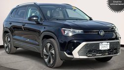 2025 Volkswagen Taos SE 4Motion