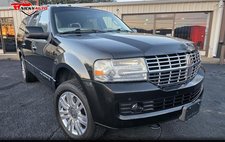 2013 Lincoln Navigator L Base