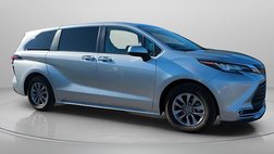 2022 Toyota Sienna XLE 7-Passenger