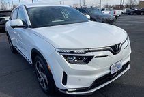 2023 VinFast VF8 Eco City Edition