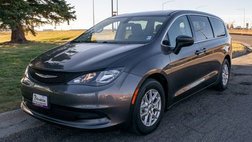 2022 Chrysler Voyager LX