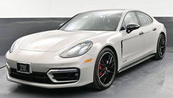 2022 Porsche Panamera GTS