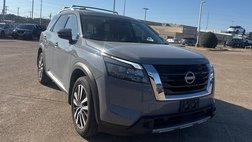 2025 Nissan Pathfinder Platinum