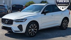 2023 Volvo XC60 B5 Plus Dark Theme