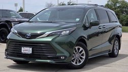 2025 Toyota Sienna XLE
